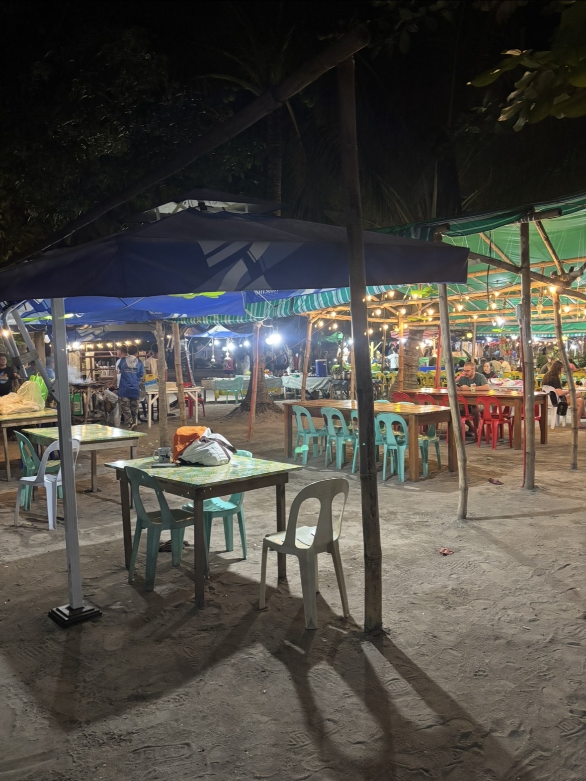 美味しいローカルご飯の屋台